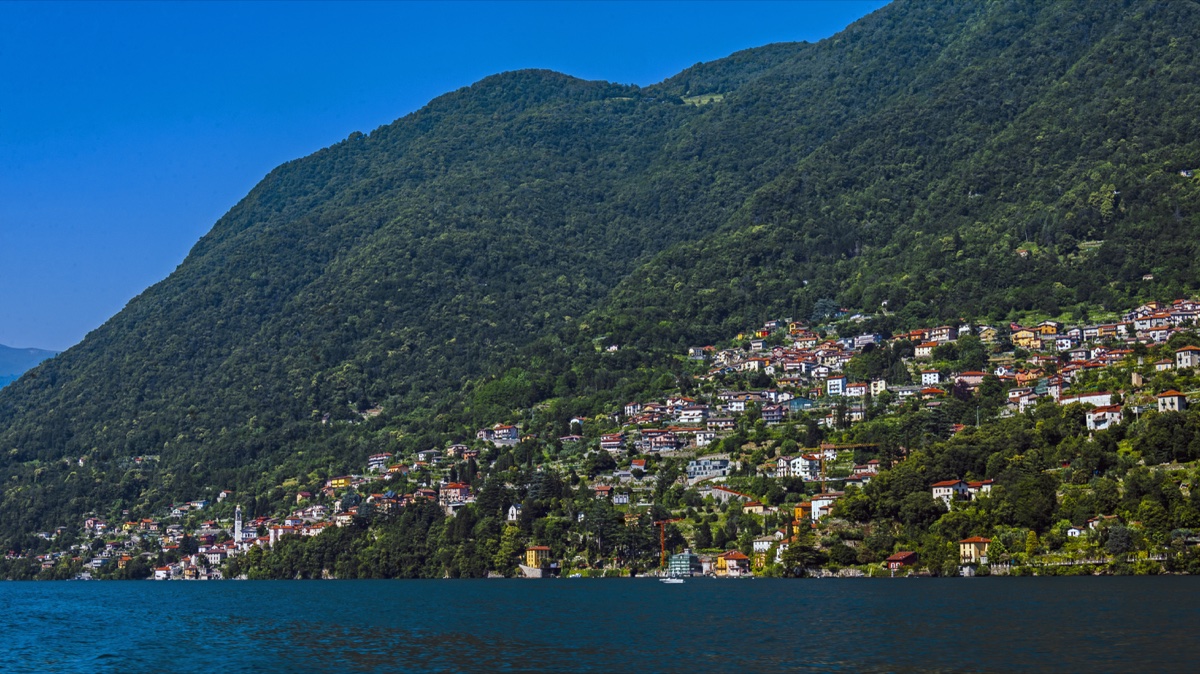 Nesso waterfall village